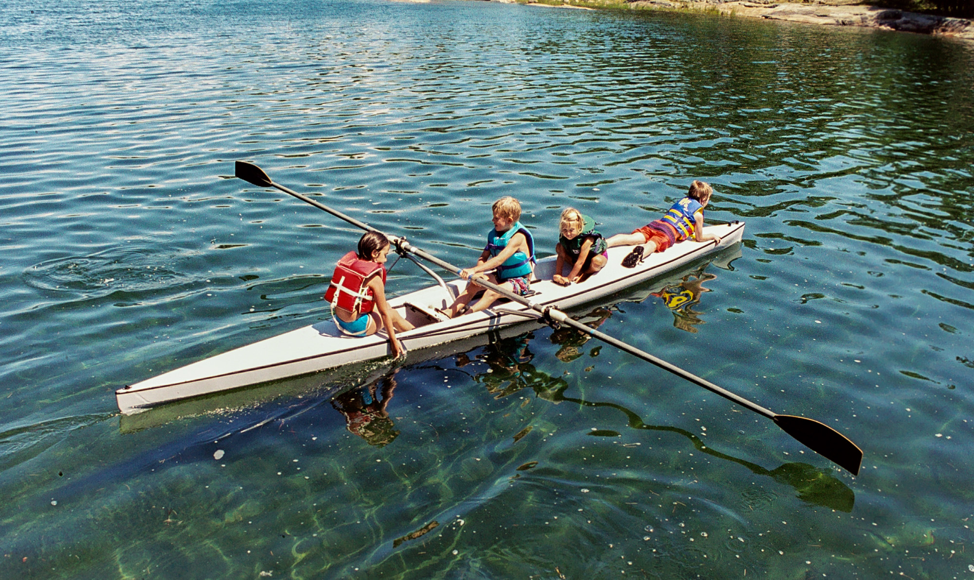 Kids Rowing the Zephyr